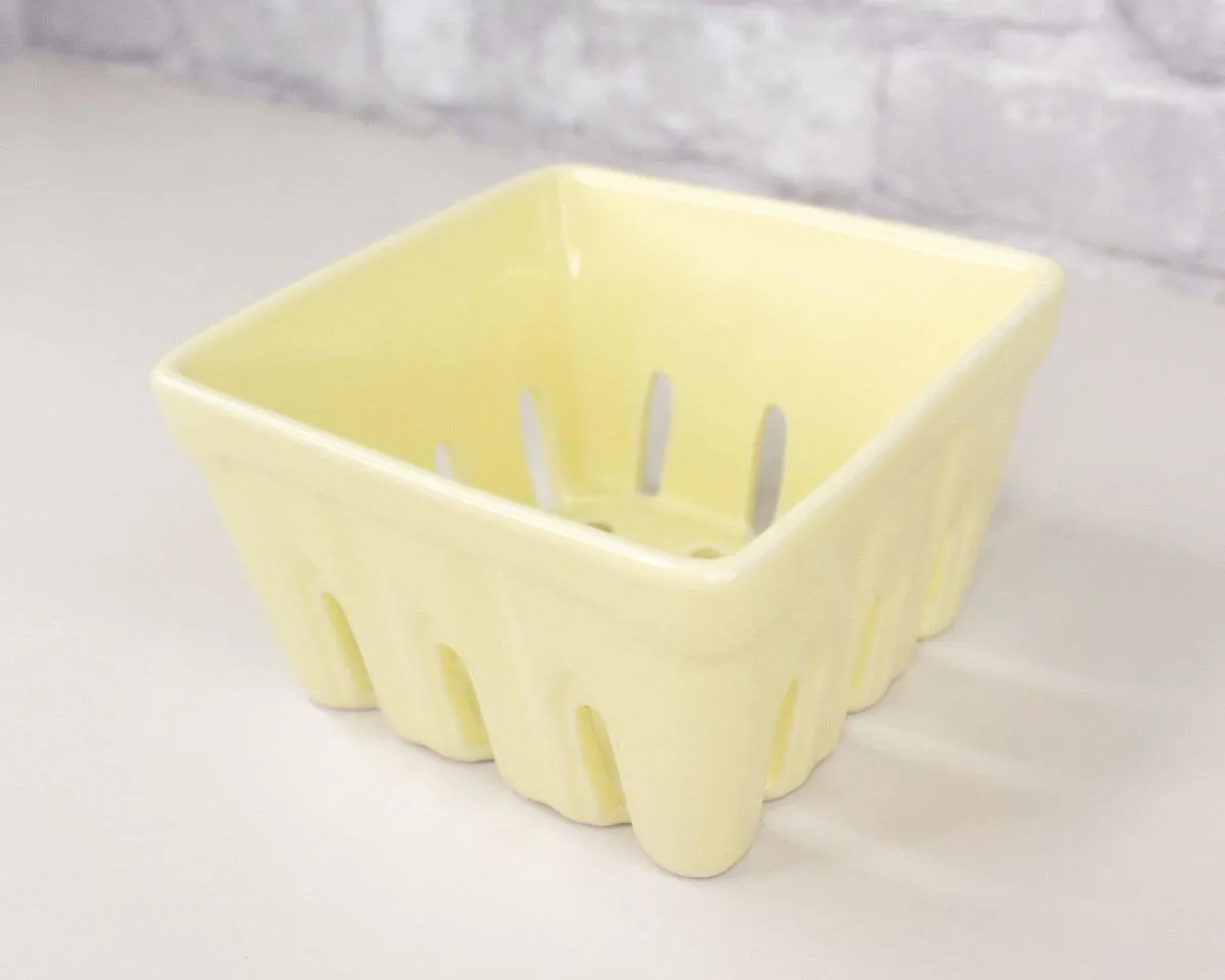 Strawberry Carton Container - Yellow